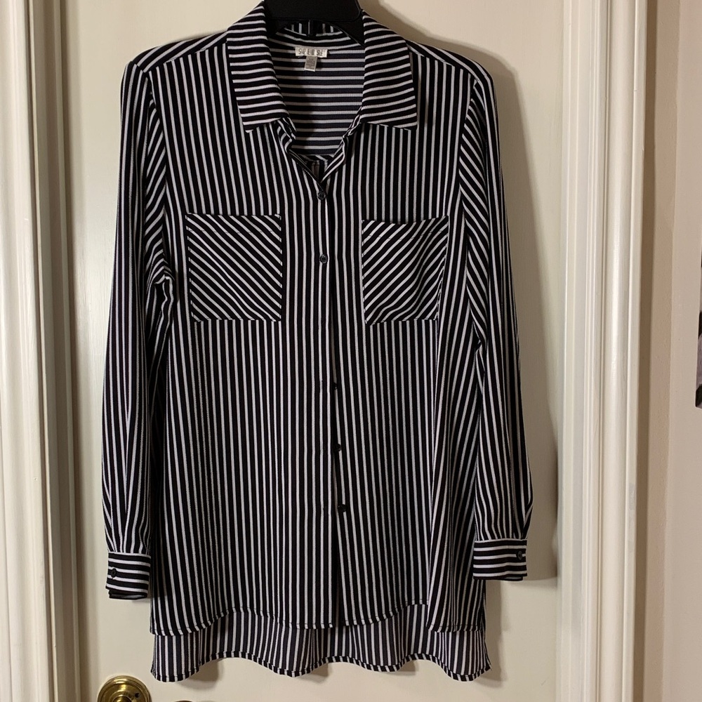 Spense Black & White Striped Button Down Shirt